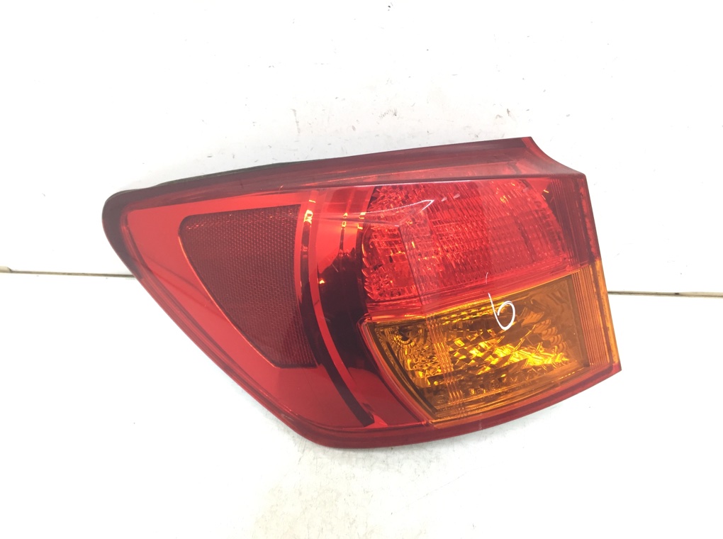 Фонарь задний левый для Lexus IS, 2005 г. 2.2 TD дизель б/у
