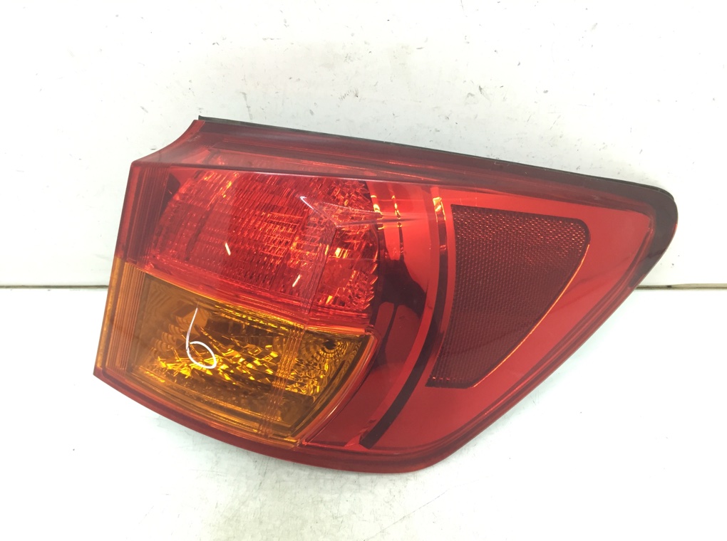 Фонарь задний правый для Lexus IS, 2005 г. 2.2 TD дизель б/у