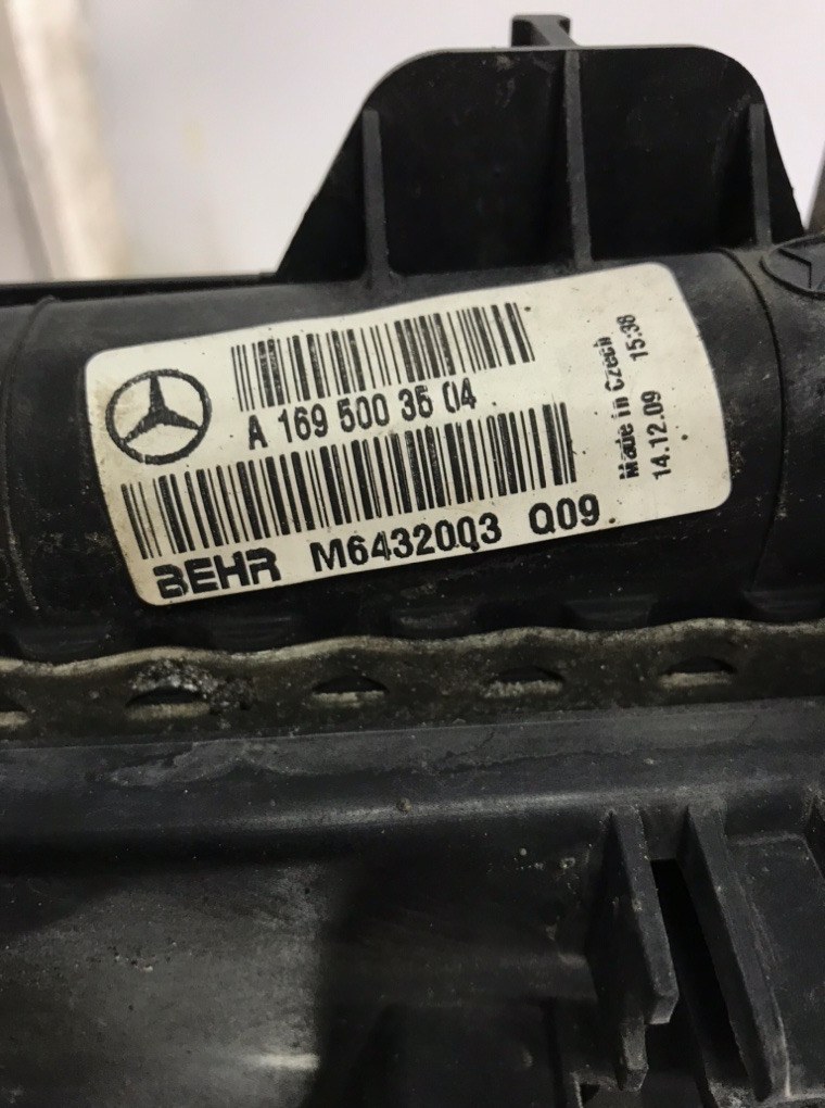 Кассета радиаторов для Mercedes B W245, 2009 г. 2.0 CDi дизель б/у — фото 6