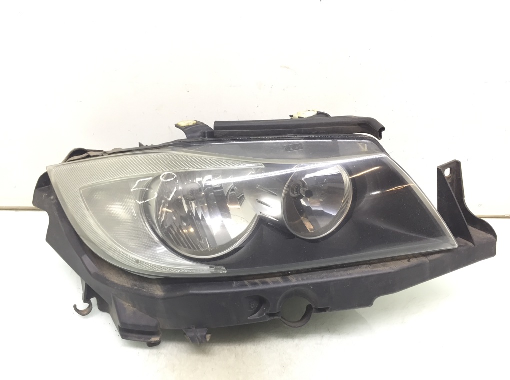 Фара правая для BMW 3 E90/E91/E92/E93, 2005 г. 2.0 TD дизель б/у