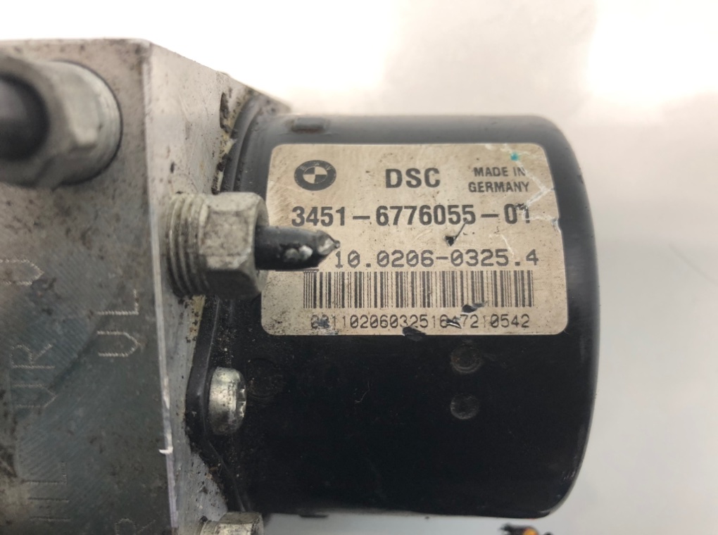 Блок ABS для BMW 3 E90/E91/E92/E93, 2007 г. 2.0 i бензин б/у — фото 8