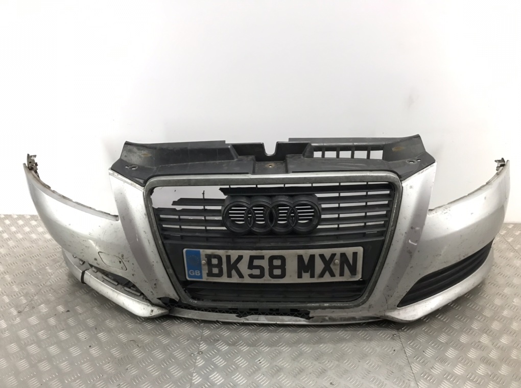 Бампер передний для Audi A3, 2008 г. 1.9 TDi дизель б/у