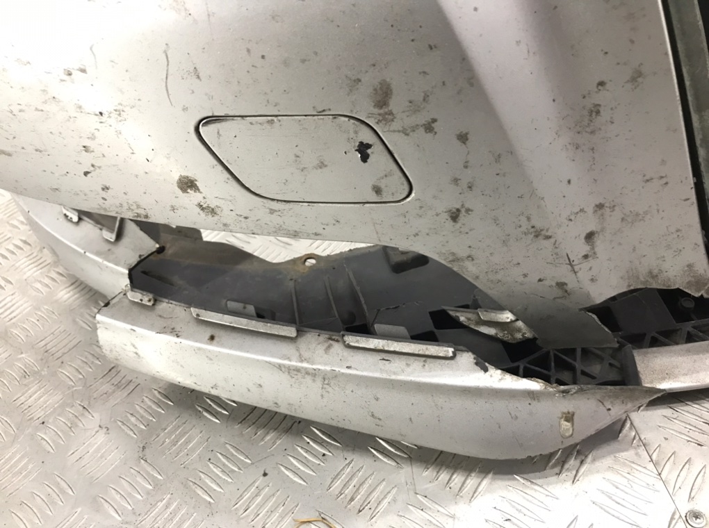 Бампер передний для Audi A3, 2008 г. 1.9 TDi дизель б/у — фото 8