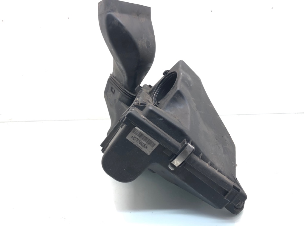 Корпус воздушного фильтра для BMW 1 E87/E81/E82/E88, 2007 г. 2.0 TD дизель б/у — фото 2