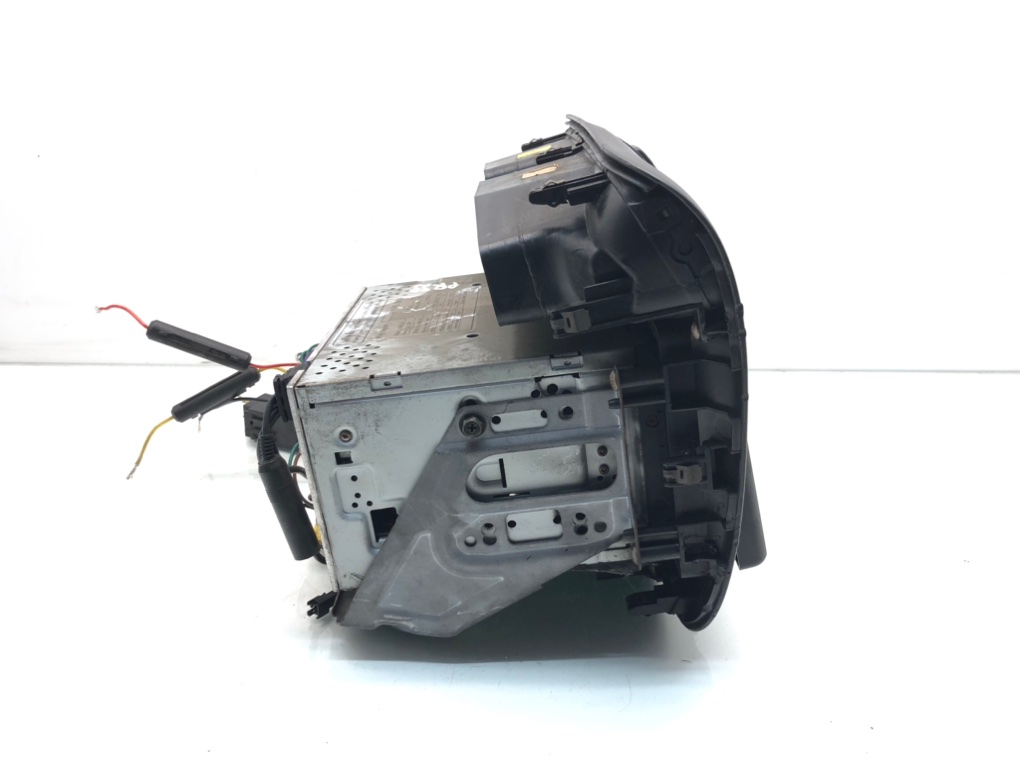 Магнитола для Honda Civic, 2002 г. 1.7 i бензин б/у — фото 5