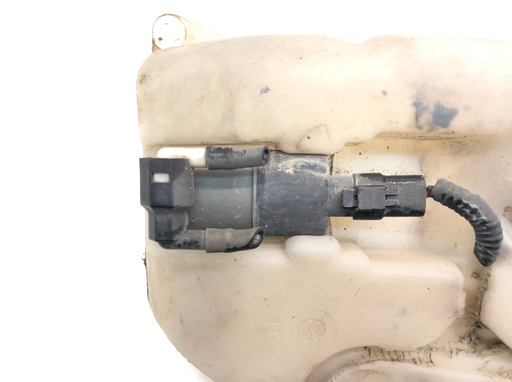Бачок омывателя для Nissan Qashqai, 2007 г. 1.5 DCi дизель б/у — фото 5
