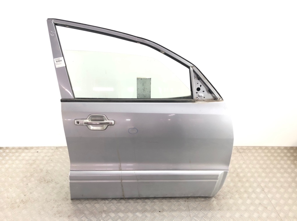 Дверь передняя правая для Mitsubishi Pajero, 2006 г. 3.2 DiD дизель б/у