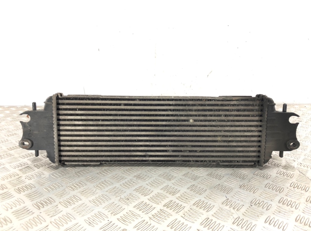 Интеркулер для Nissan Primastar, 2005 г. 1.9 DCi дизель б/у