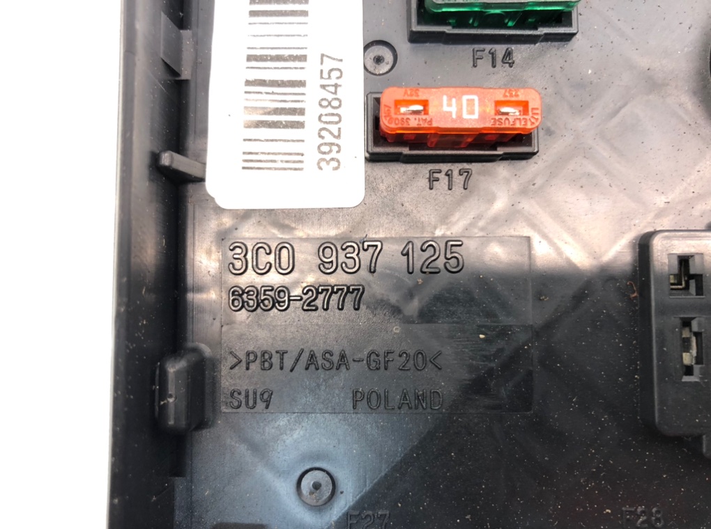 Блок предохранителей для Volkswagen Passat, 2007 г. 2.0 TDi дизель б/у — фото 9