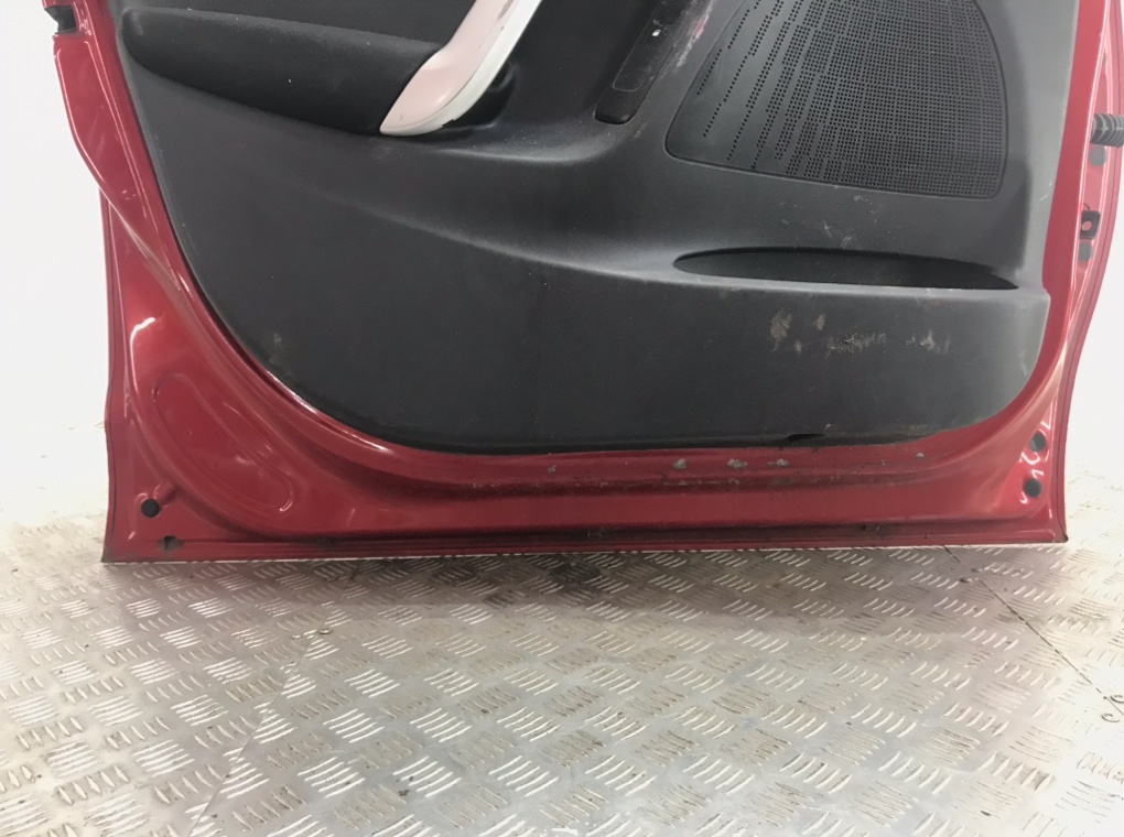 Дверь передняя левая для Citroen C3, 2010 г. 1.4 HDi дизель б/у — фото 3