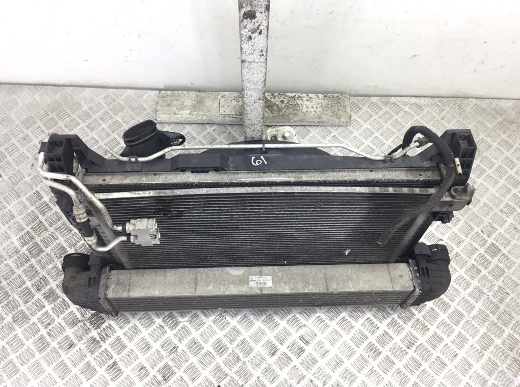 Кассета радиаторов для Mercedes B W245, 2010 г. 2.0 CDi дизель б/у — фото 2