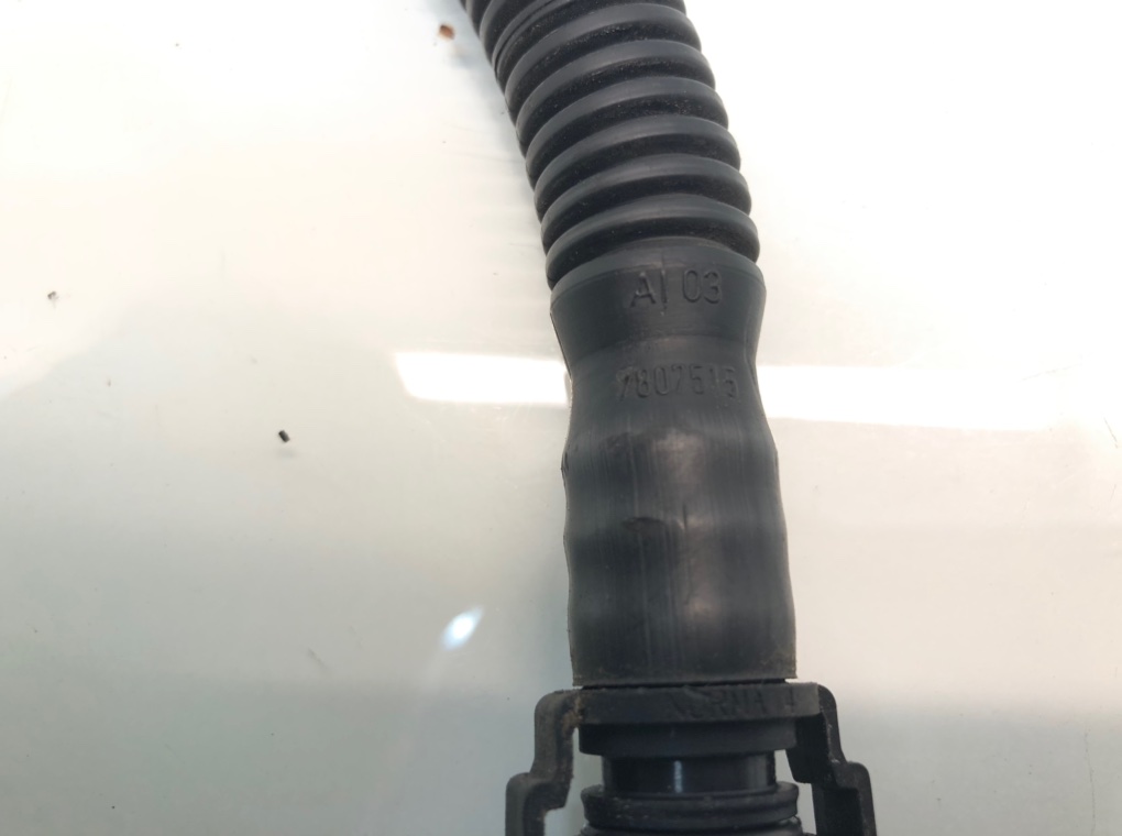 Патрубок воздушного фильтра для BMW 3 E90/E91/E92/E93, 2009 г. 2.0 TD дизель б/у — фото 4