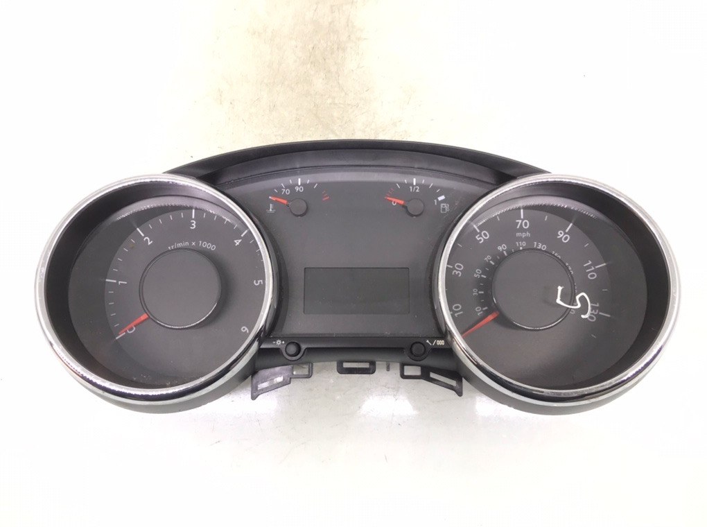 Щиток приборов (приборная панель) для Peugeot 5008, 2009 г. 1.6 HDi дизель б/у