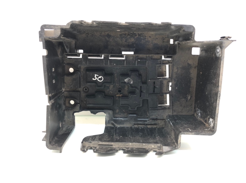 Полка аккумулятора для Citroen C3, 2008 г. 1.4 i бензин б/у
