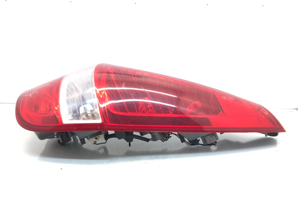 Фонарь задний правый для Hyundai i30, 2009 г. 1.6 i бензин б/у — фото 2