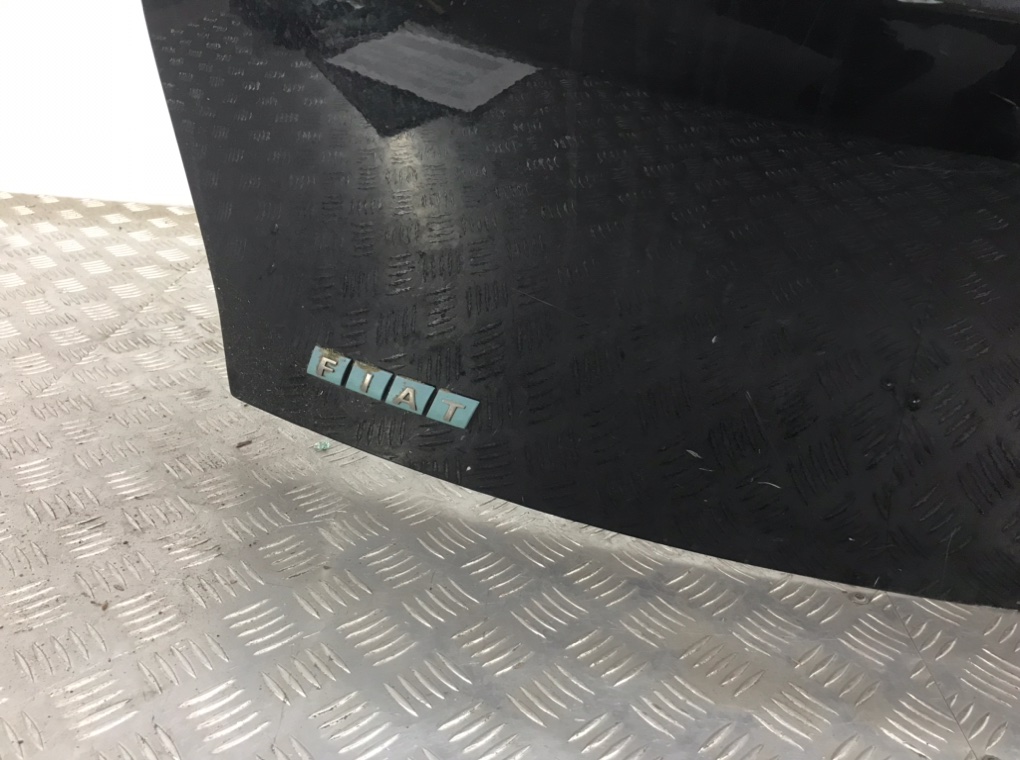 Крышка багажника для Fiat Punto, 2002 г. 1.9 JTD дизель б/у — фото 4