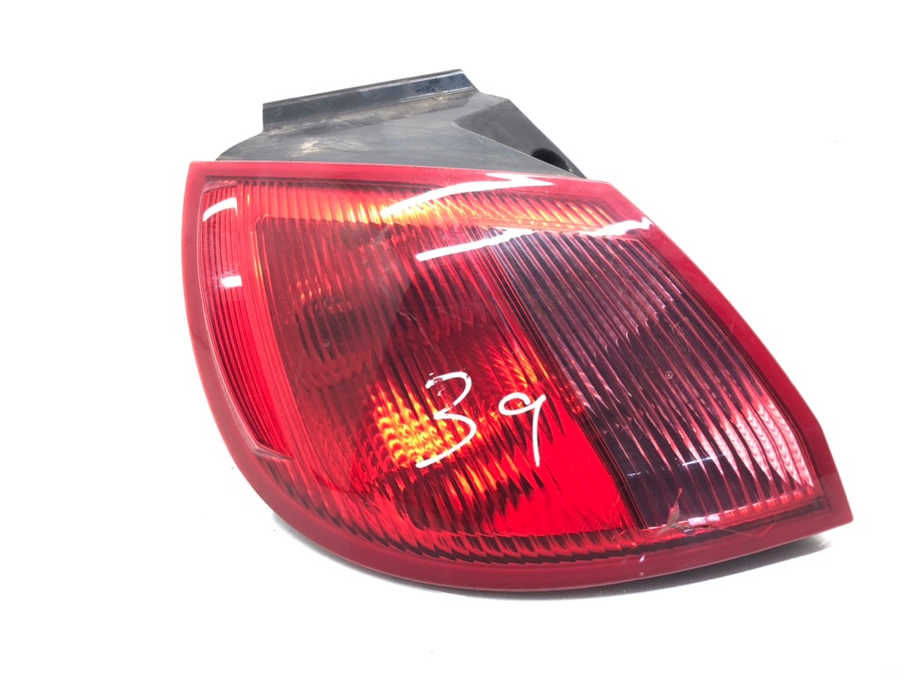Фонарь задний левый для Mitsubishi Colt, 2008 г. 1.1 i бензин б/у