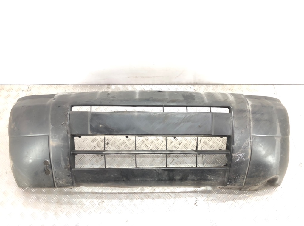 Бампер передний для Citroen Berlingo, 2010 г. 1.6 HDi дизель б/у