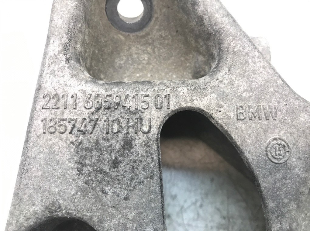 Кронштейн двигателя для BMW 1 F20/F21, 2015 г. 2.0 TD дизель б/у — фото 3