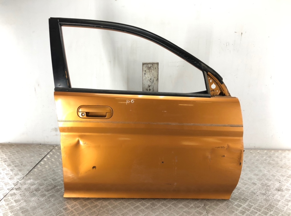 Дверь передняя правая для Honda HR-V, 2000 г. 1.6 i бензин б/у