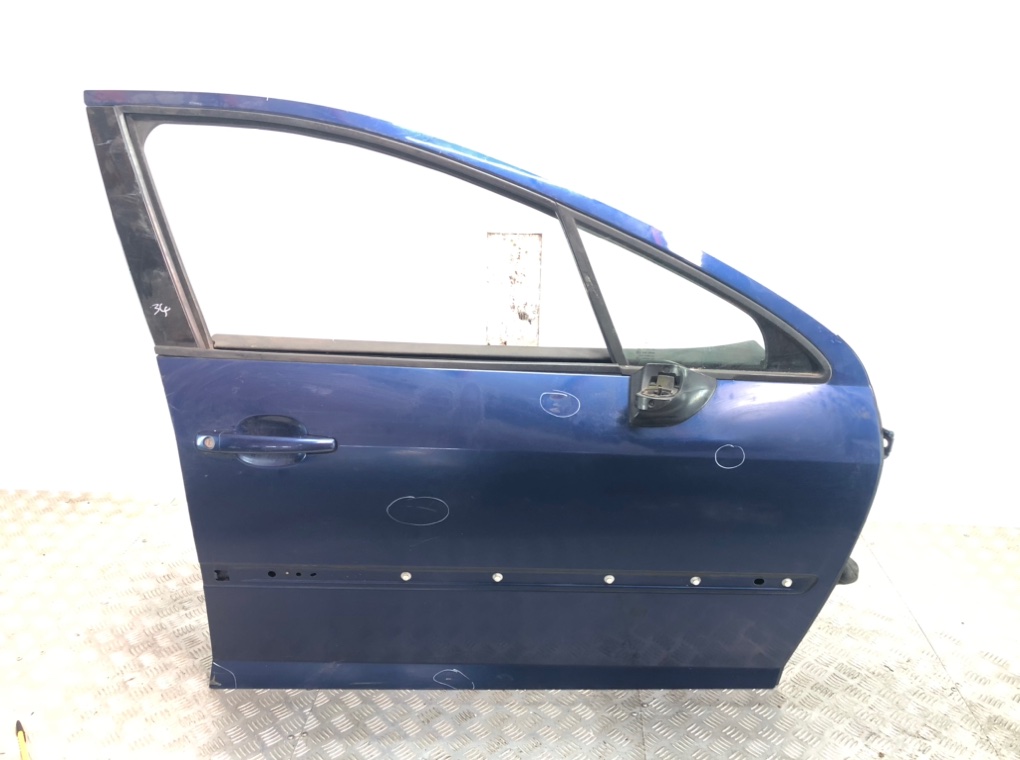 Дверь передняя правая для Peugeot 407, 2006 г. 2.0 HDi дизель б/у
