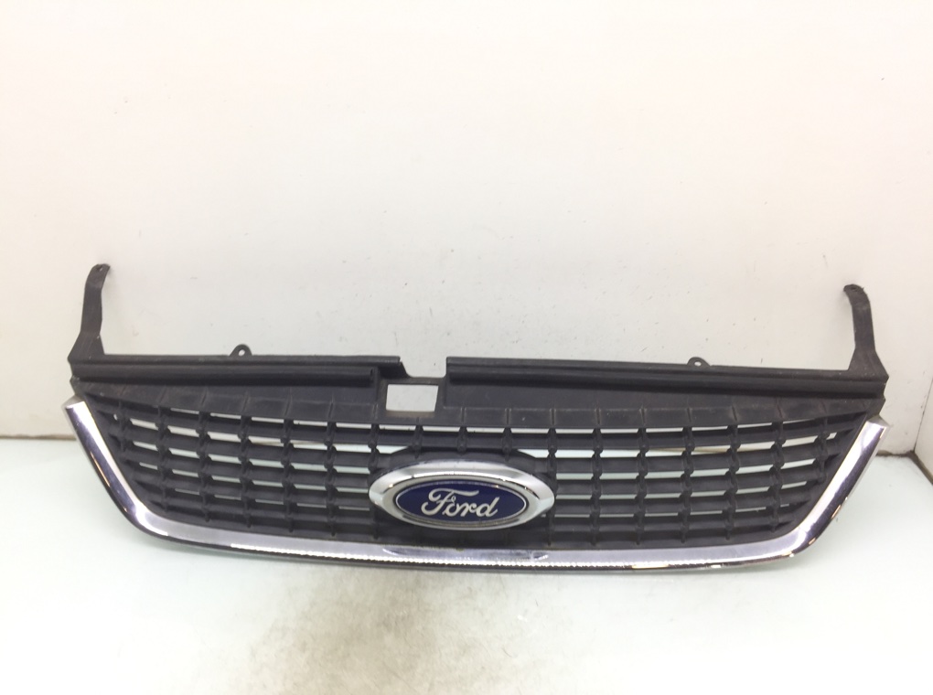 Решетка радиатора для Ford Mondeo, 2007 г. 1.8 TDCi дизель б/у