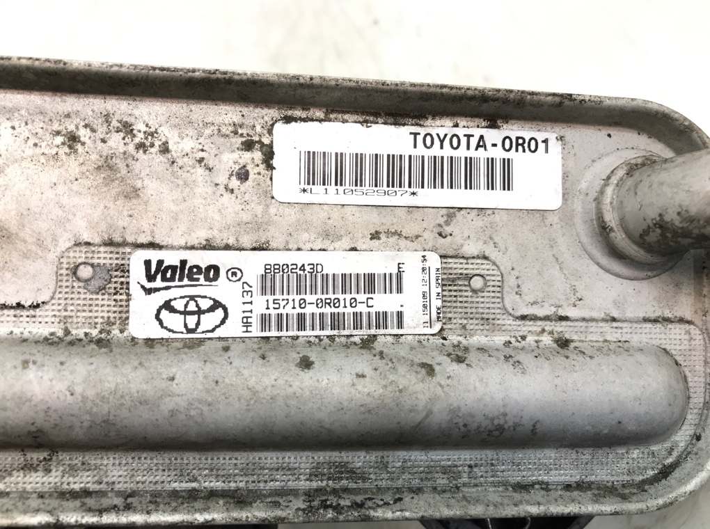 Радиатор масляный для Toyota Avensis, 2009 г. 2.2 D-CAT дизель б/у — фото 5