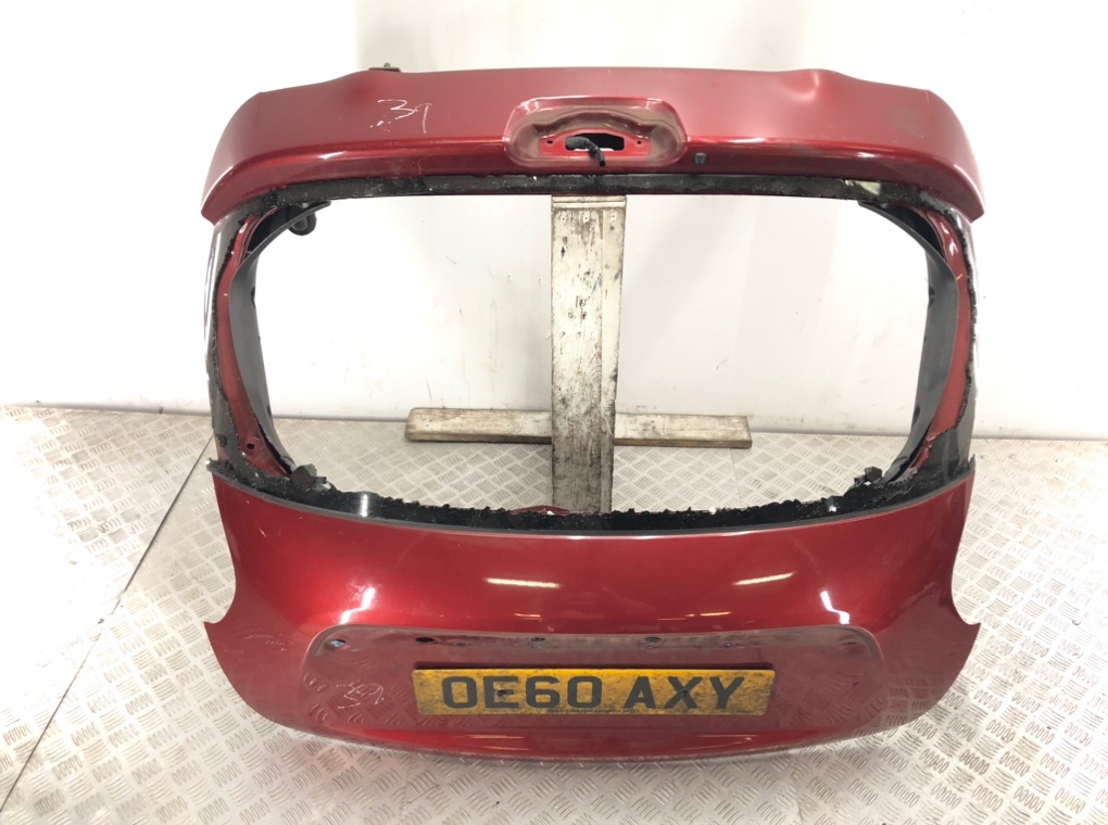 Крышка багажника для Nissan Juke, 2010 г. 1.5 DCi дизель б/у — фото 2