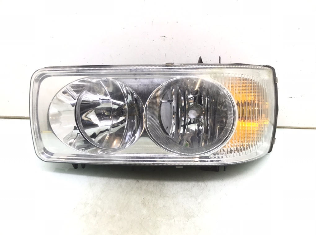 Фара правая для DAF LF, 2009 г. 6.7 TD дизель б/у
