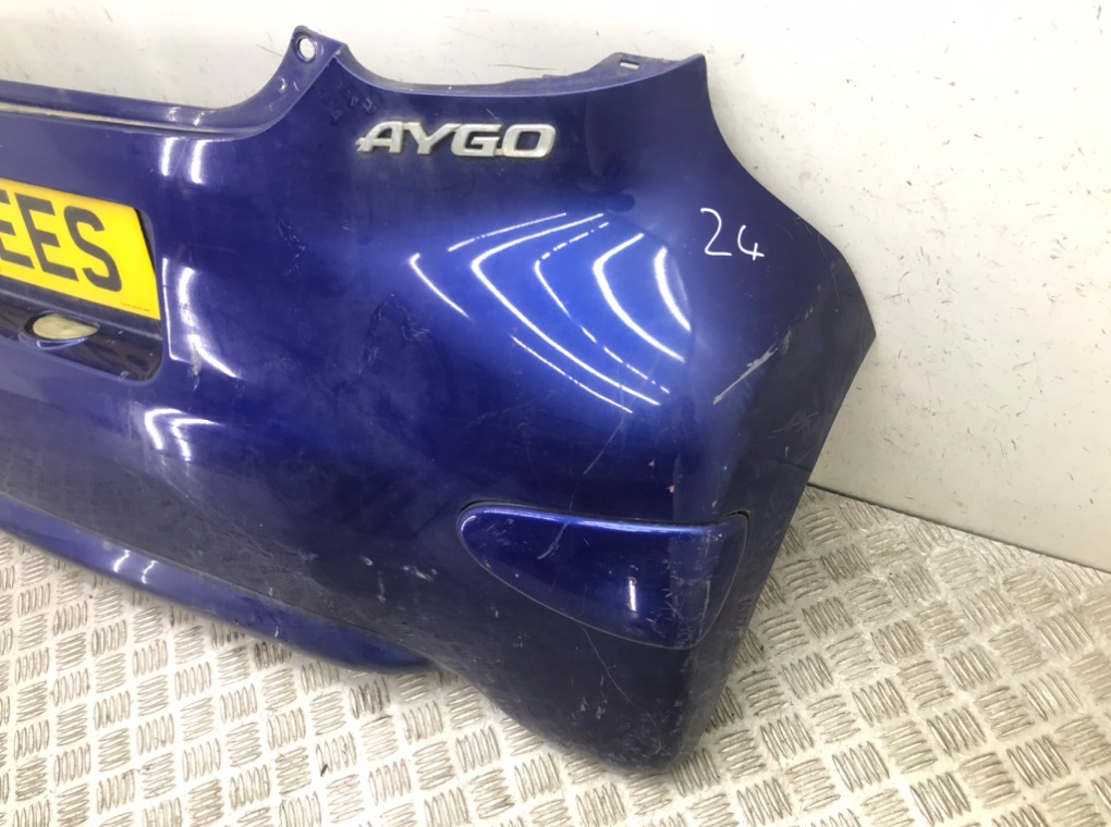 Бампер задний для Toyota Aygo, 2007 г. 1.0 i бензин б/у — фото 3