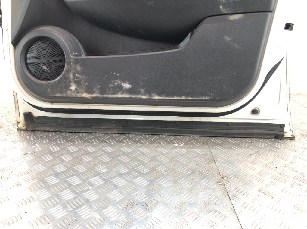 Дверь передняя правая для Nissan Qashqai+2, 2010 г. 2.0 DCi дизель б/у — фото 3