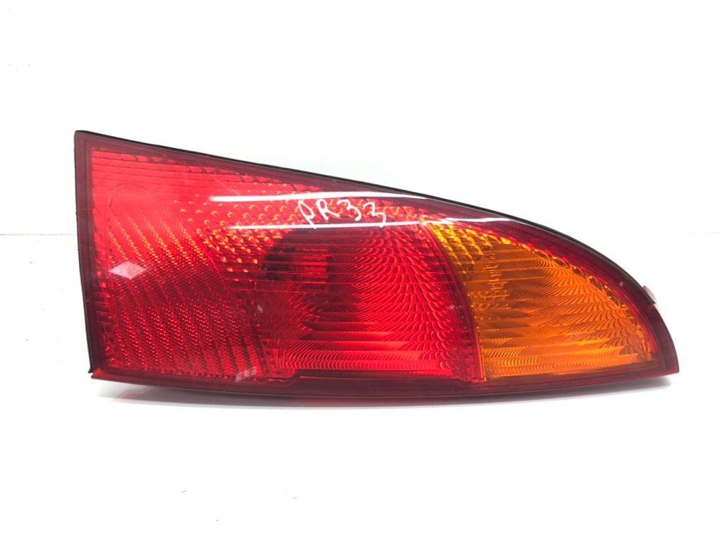 Фонарь задний правый для Ford Focus, 2003 г. 1.8 i бензин б/у