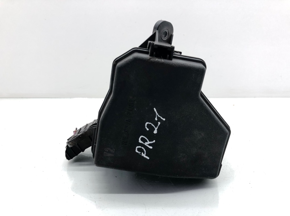 Блок предохранителей для Toyota Yaris, 2011 г. 1.3 i бензин б/у — фото 2