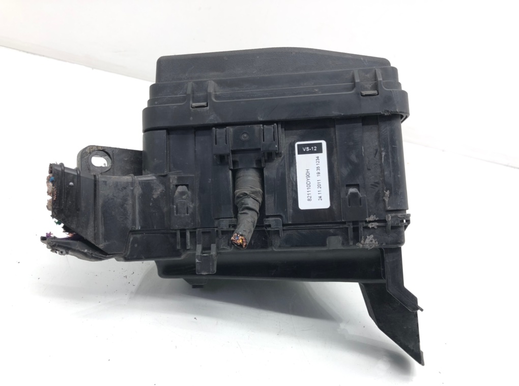 Блок предохранителей для Toyota Yaris, 2011 г. 1.3 i бензин б/у — фото 3