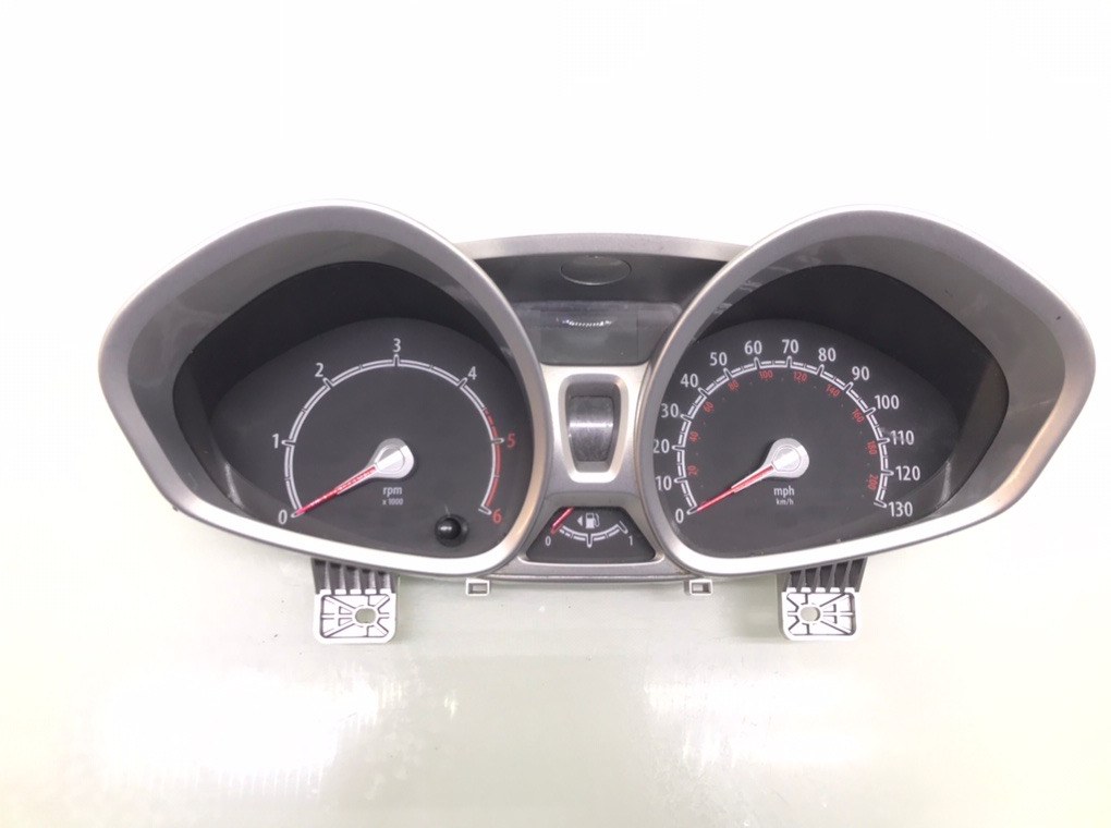Щиток приборов (приборная панель) для Ford Fiesta, 2011 г. 1.4 TDCi дизель б/у
