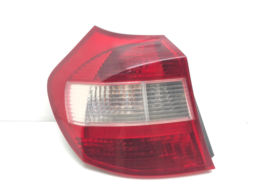 Фонарь задний левый для BMW 1 E87/E81/E82/E88, 2004 г. 2.0 TD дизель б/у