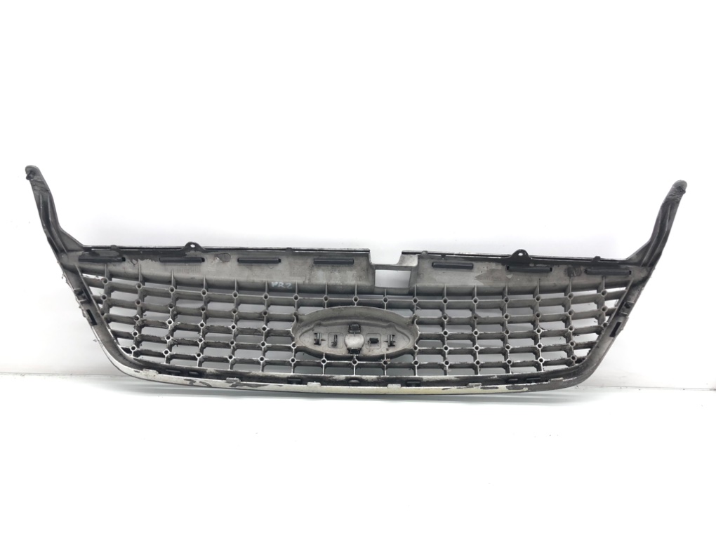 Решетка радиатора для Ford Mondeo, 2010 г. 2.0 TDCi дизель б/у — фото 2