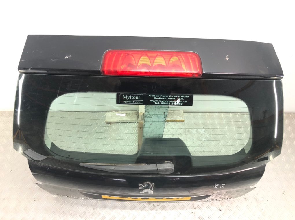 Крышка багажника для Peugeot 207, 2009 г. 1.4 i бензин б/у — фото 2