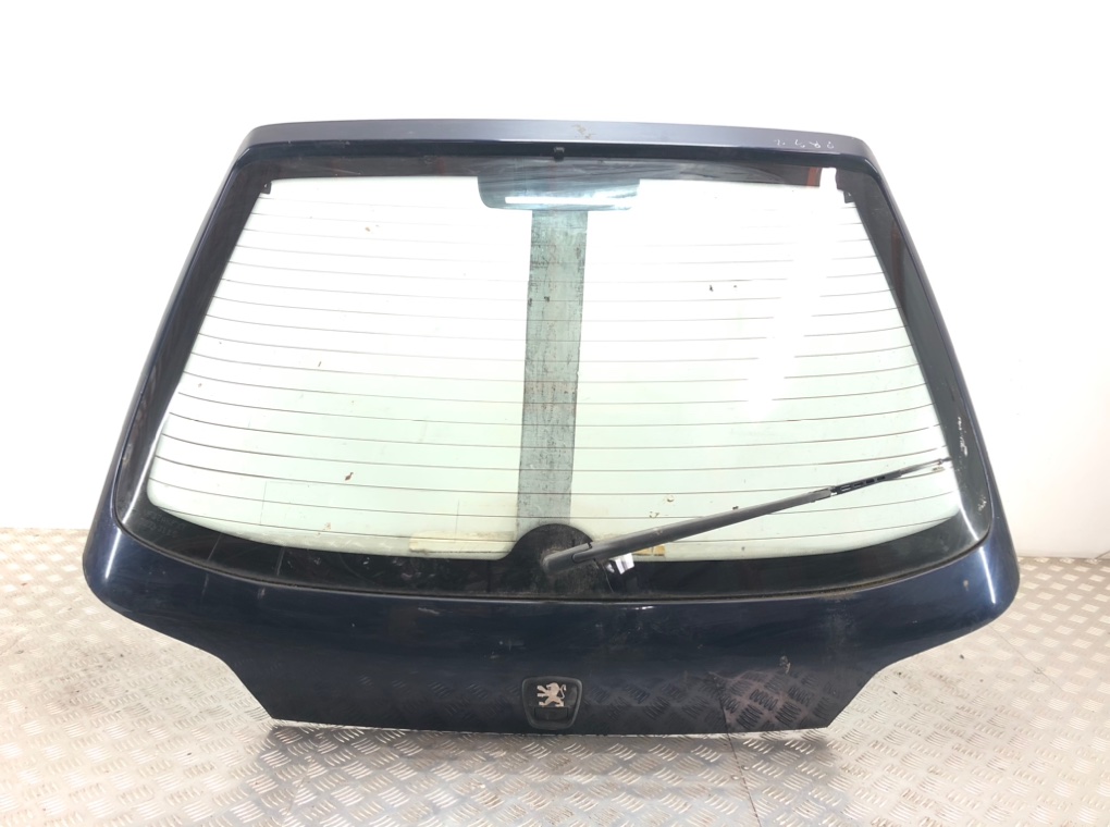 Крышка багажника для Peugeot 306, 1999 г. 1.4 i бензин б/у
