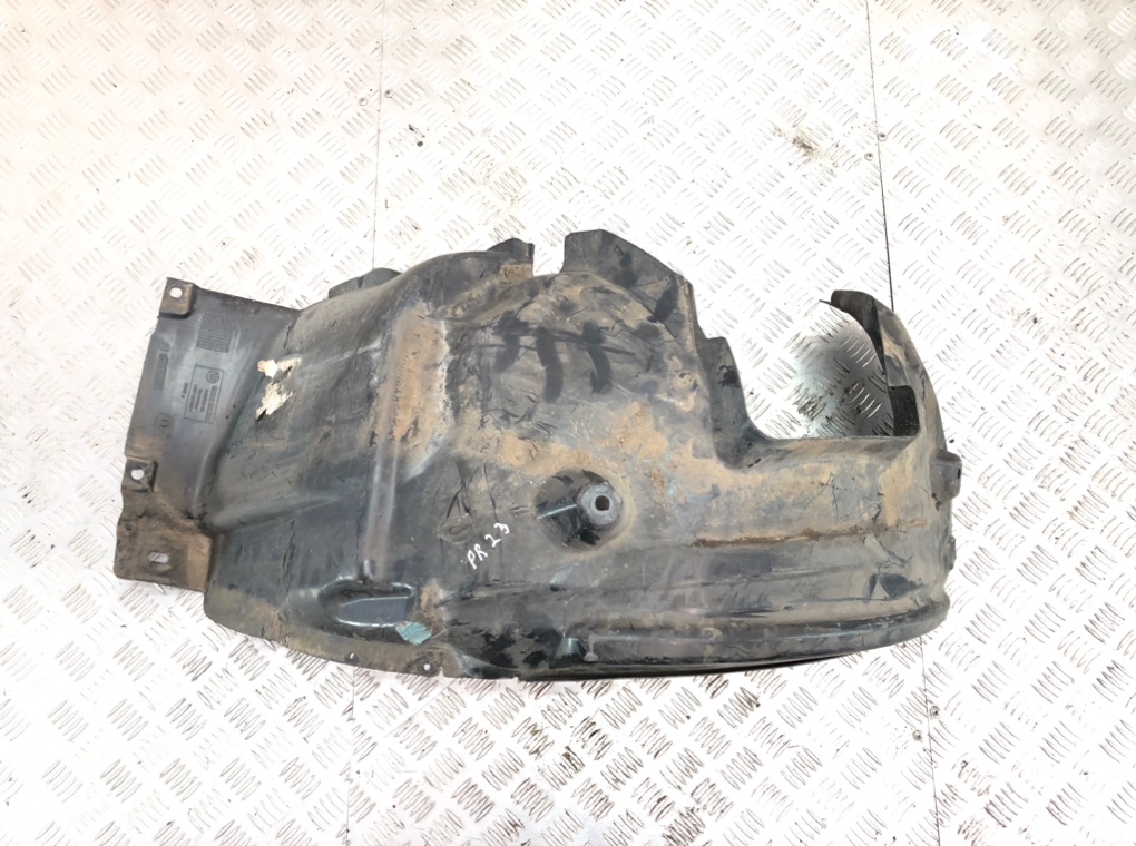 Защита арок передняя правая (подкрылок) для BMW 1 E87/E81/E82/E88, 2004 г. 2.0 TD дизель б/у