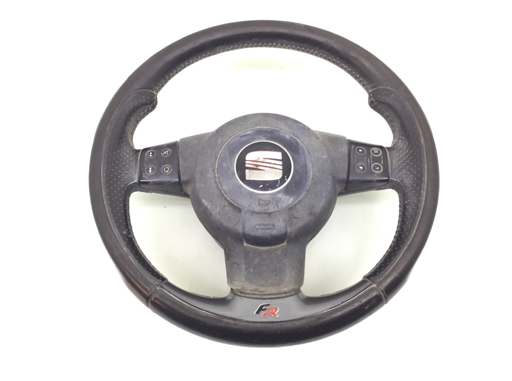 Руль для Seat Leon, 2007 г. 2.0 Ti бензин б/у