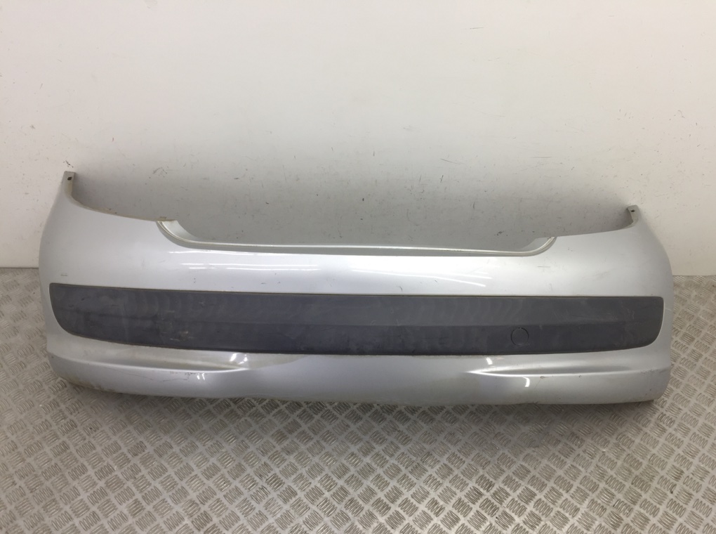 Бампер задний для Peugeot 207, 2008 г. 1.6 i бензин б/у