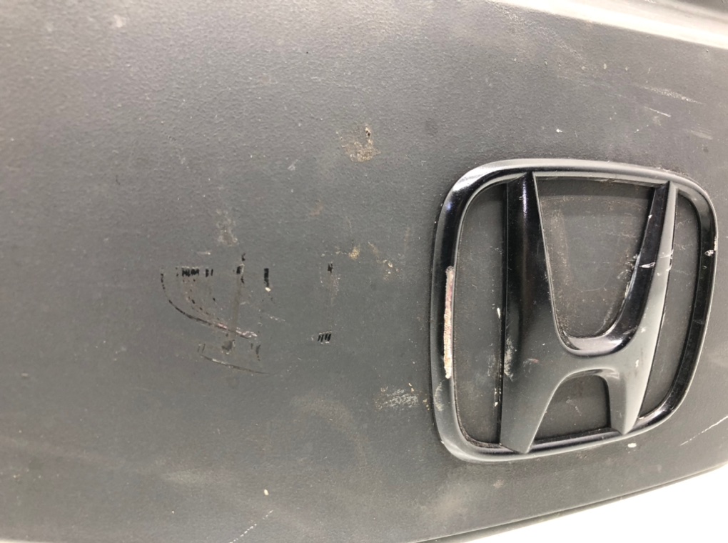 Решетка радиатора для Honda Civic, 2006 г. 1.8 i бензин б/у — фото 3