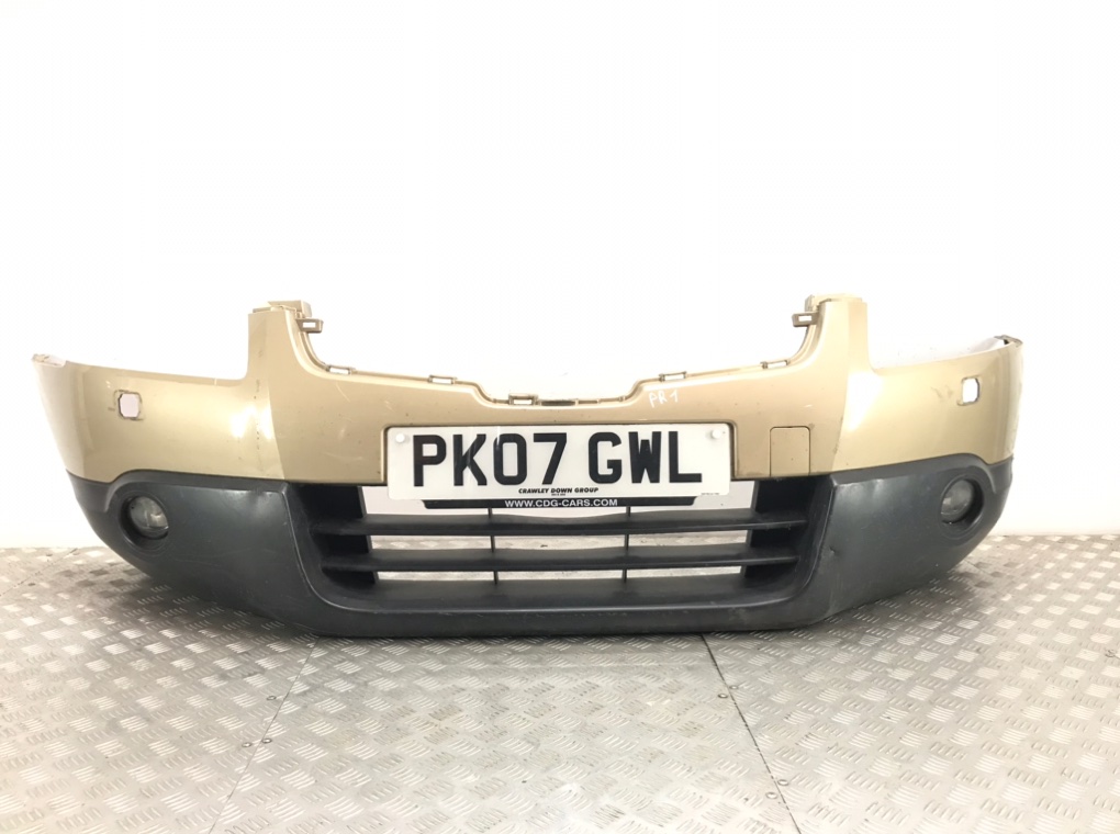 Бампер передний для Nissan Qashqai, 2007 г. 1.6 i бензин б/у