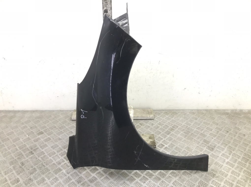 Крыло переднее правое для Peugeot 207, 2011 г. 1.4 i бензин б/у
