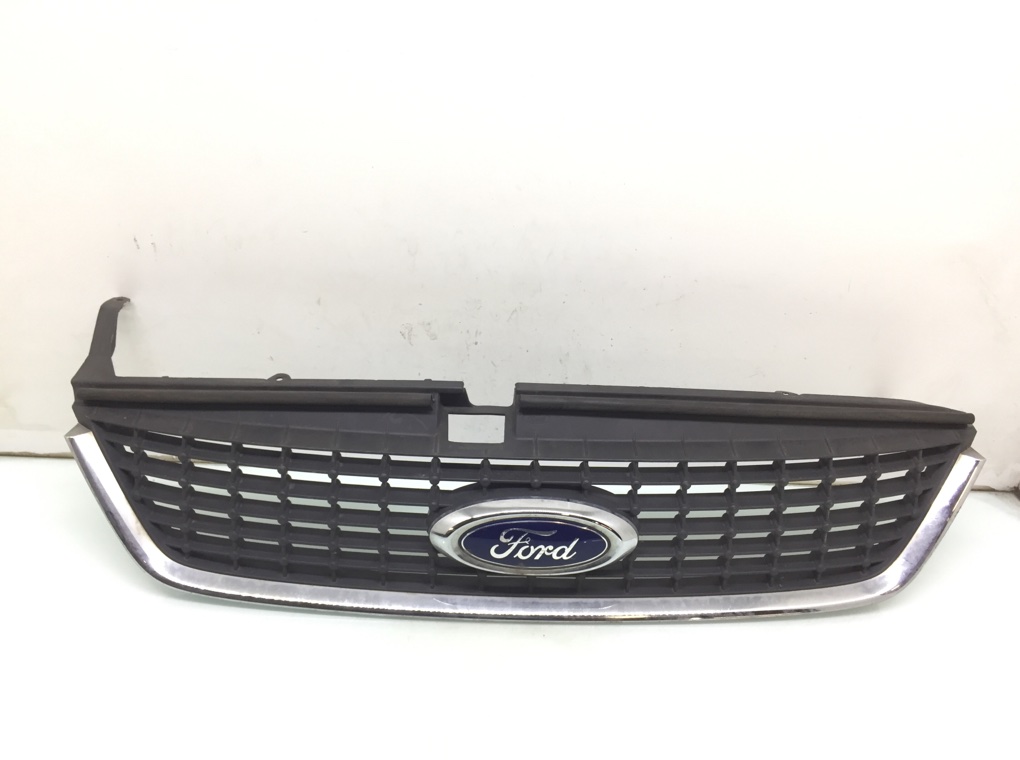 Решетка радиатора для Ford Mondeo, 2008 г. 1.8 TDCi дизель б/у