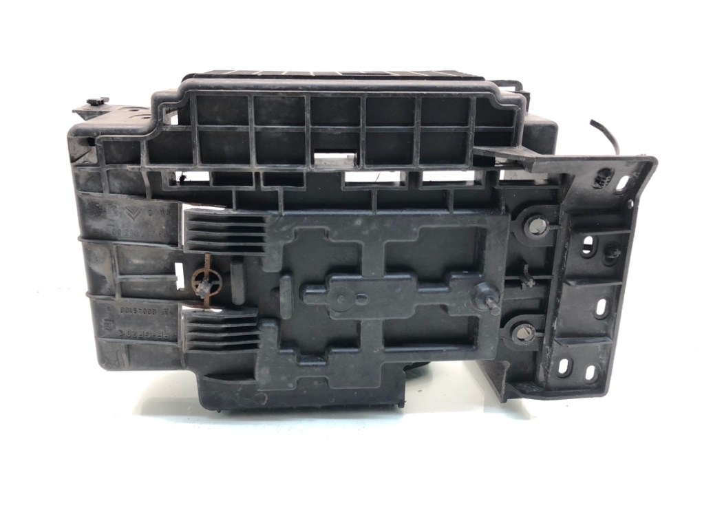 Полка аккумулятора для Citroen C3, 2006 г. 1.6 i бензин б/у — фото 2