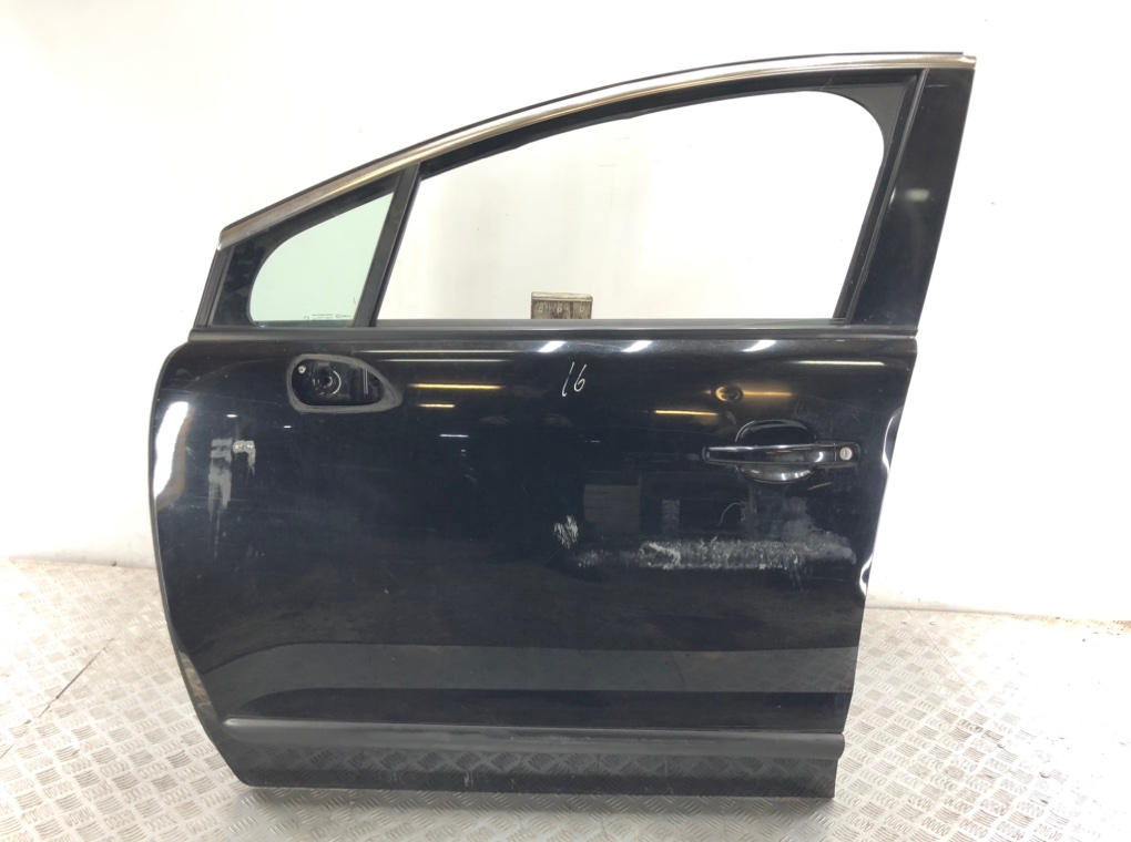Дверь передняя левая для Peugeot 3008, 2011 г. 2.0 HDi дизель б/у