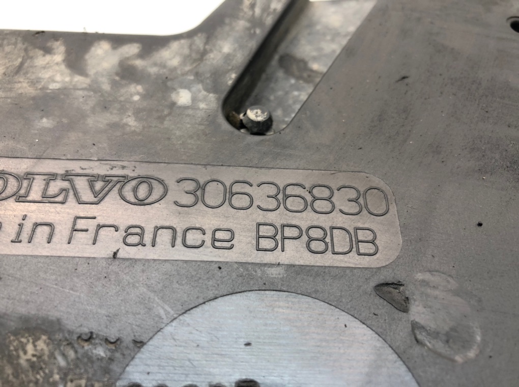 Корпус воздушного фильтра для Volvo S60, 2005 г. 2.4 D5 дизель б/у — фото 7
