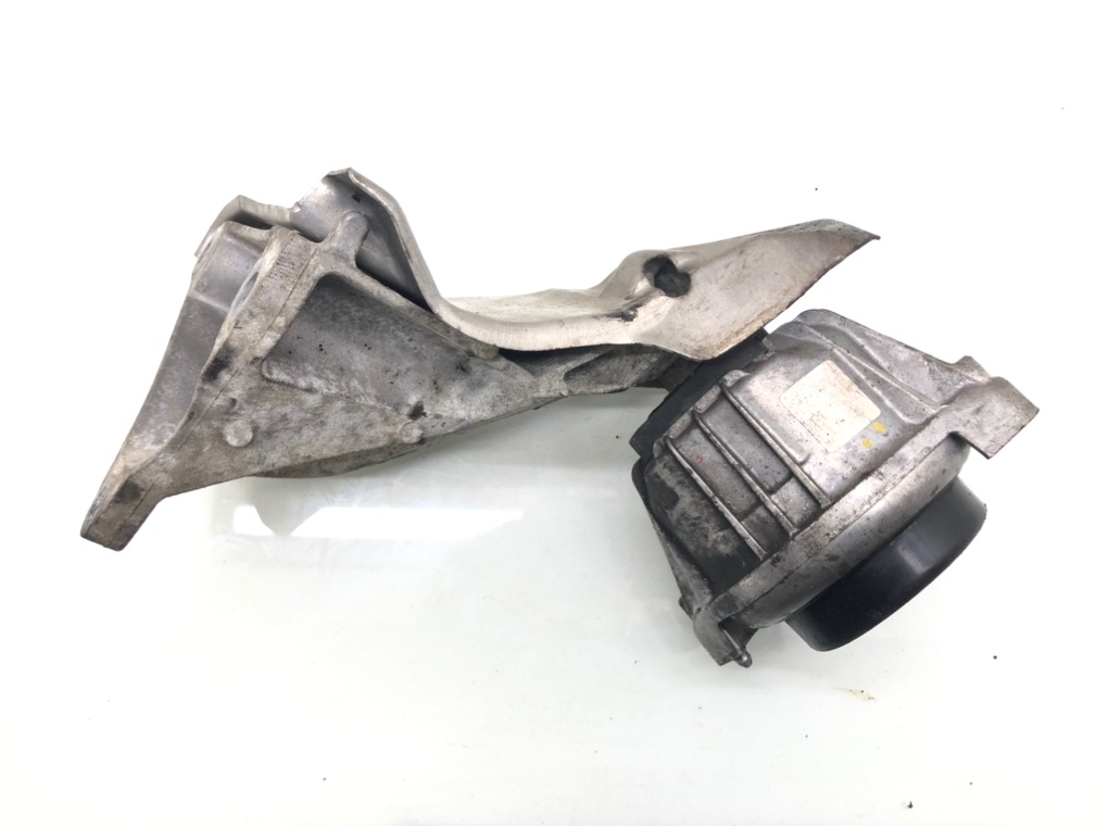 Подушка крепления двигателя для BMW 1 E87/E81/E82/E88, 2006 г. 1.6 i бензин б/у — фото 5